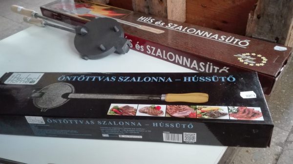 Szalonnasütő öntvény kicsi