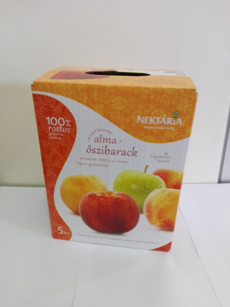 Fűszerpaprika örlemények, böllérbolt, disznóvágás kellékei