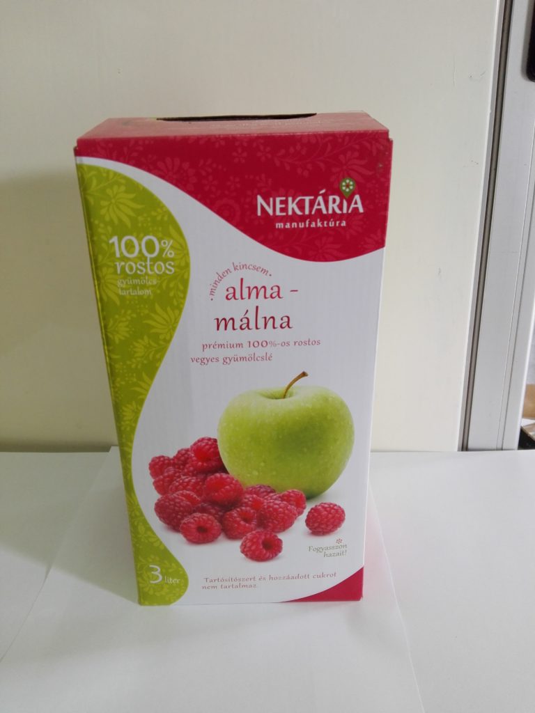 Fűszerpaprika örlemények, böllérbolt, disznóvágás kellékei