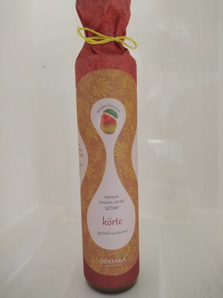 Fűszerpaprika örlemények, böllérbolt, disznóvágás kellékei